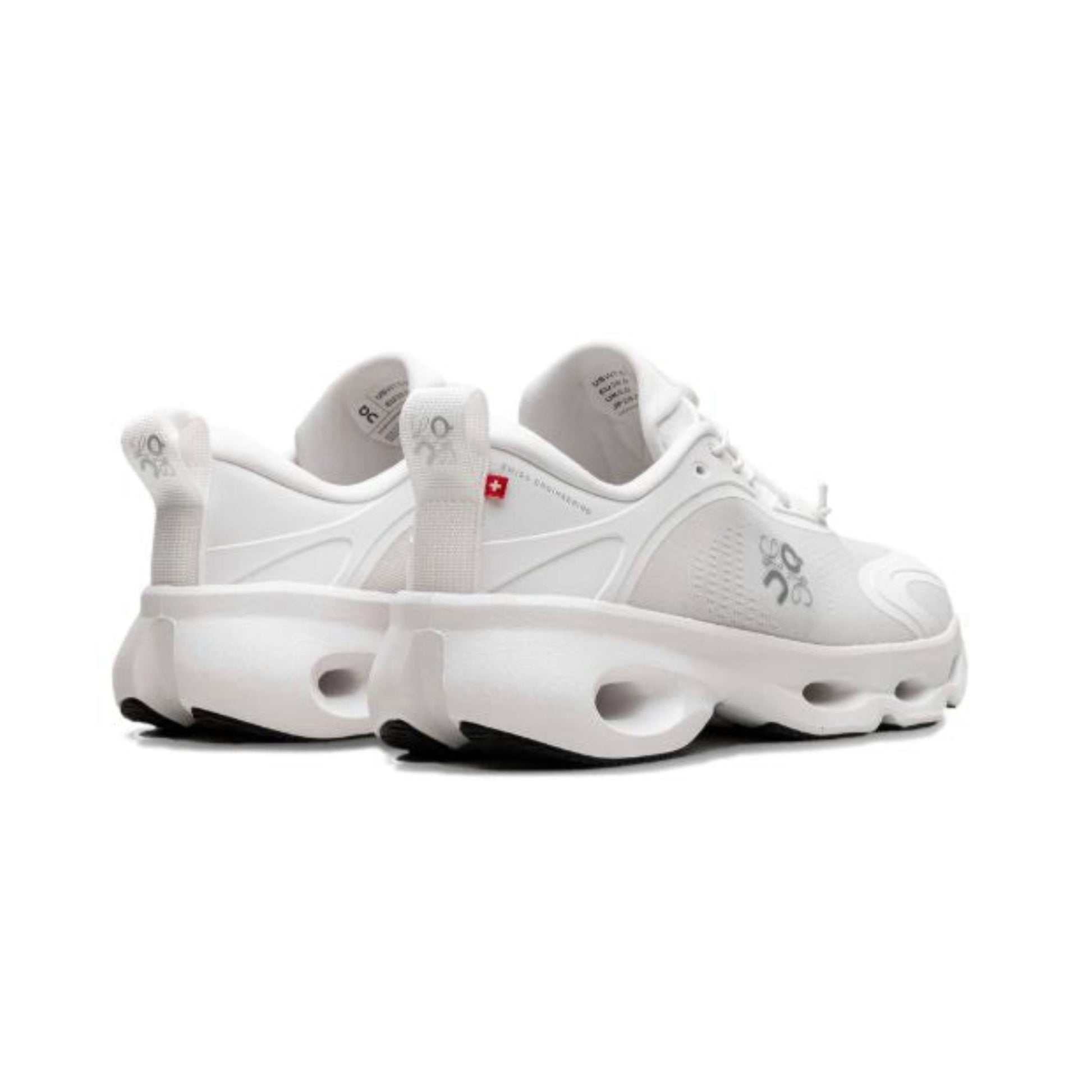 On Running Cloudsolo LOEWE 'white'
