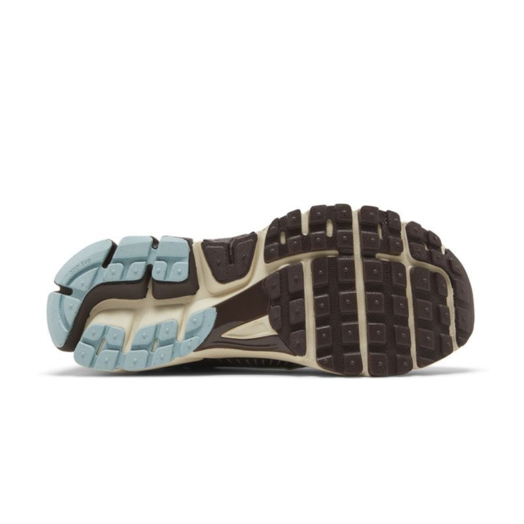 Air Zoom Vomero 5 'Earth Fossil'