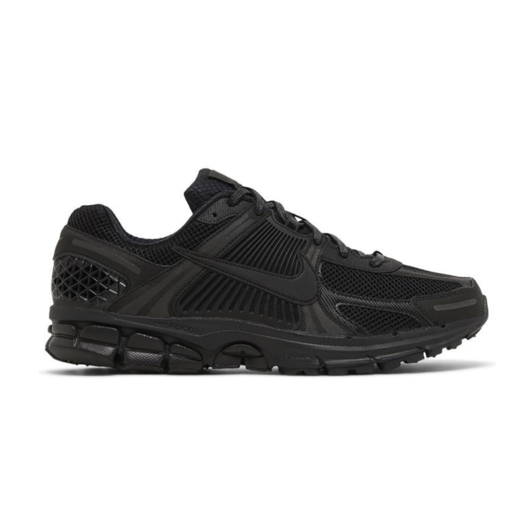 Air Zoom Vomero 5 'Triple Black'