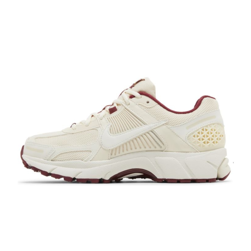 Air Zoom Vomero 5 'Valentine's Day'