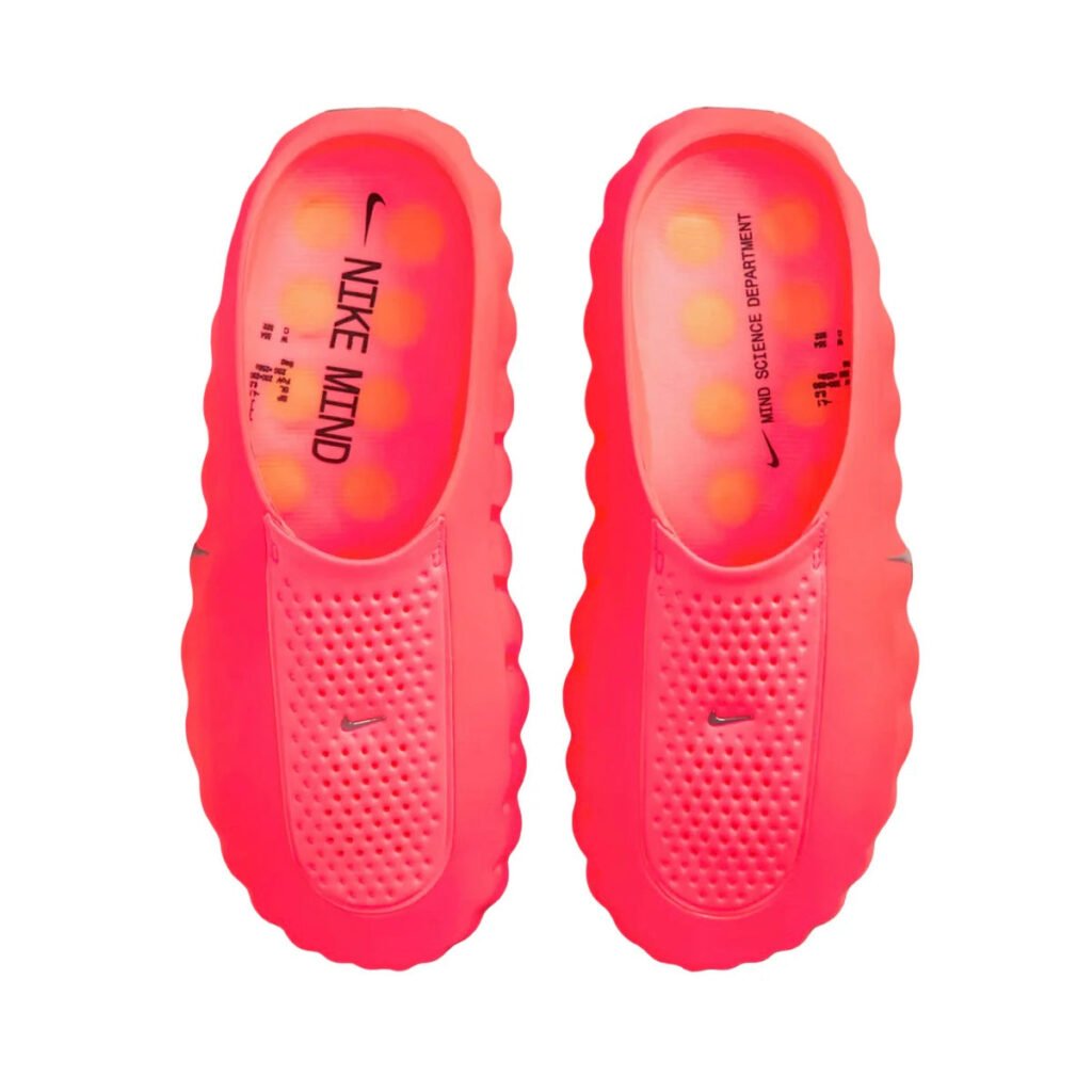 Nike mind 001 - solar red